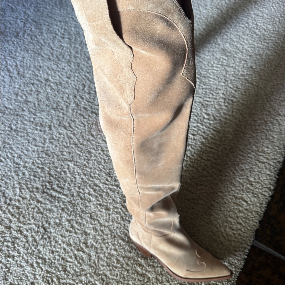 Raye Tan Suede Over-the-Knee Boots size 6.5, brand new with box. Sold out!!!